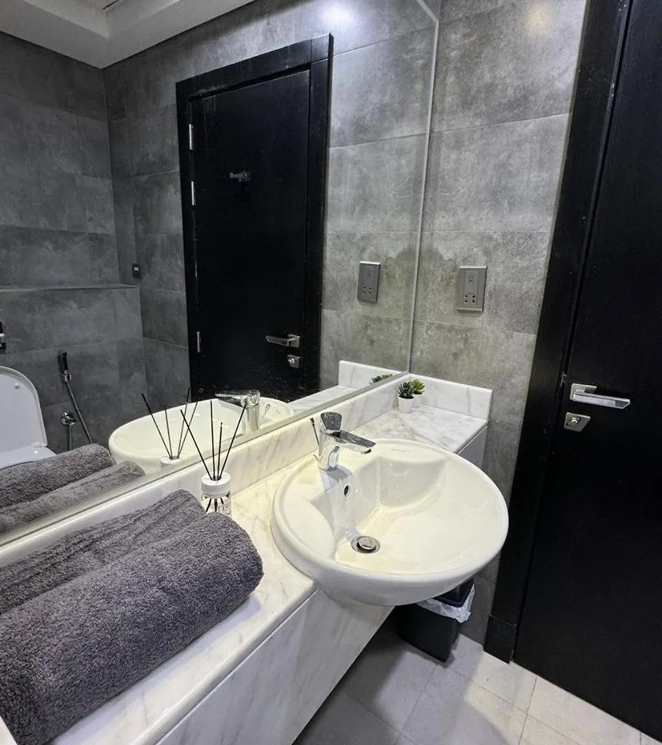 Capsule Hostel Room In Business Bay Near Downtown Dubai
